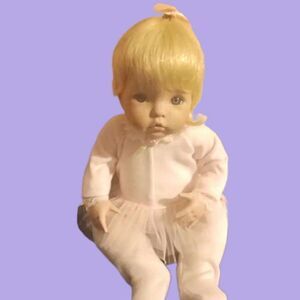 Infant porcelain doll "Sugar Plum" Ashton Drake
